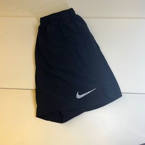 Nike mens 5”shorts